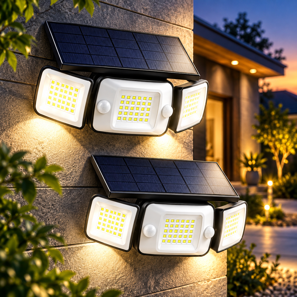 Solar-Außenleuchte mit drei LED-Flächen.

