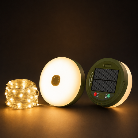 Warmweiß leuchtende Solarleuchte mit aufrollbarer LED-Lichterkette

